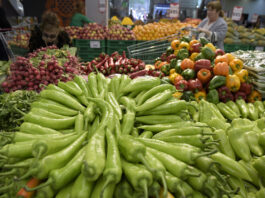 A fresh produce market. ©FAO/Karen Minyasan