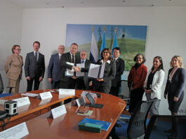 Signing ceremony of the second amendment of the project "Implementation of sustainable soil management through the Soil Doctors Programme and the Global Soil Laboratory". ©FAO/Matteo Sala