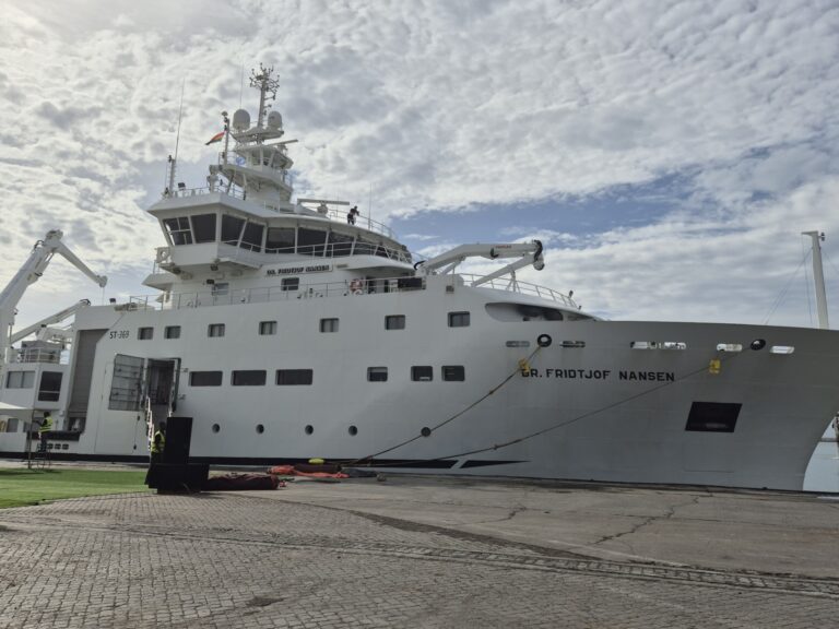 TM027 Vessel Research Pic 1, TM027 Vessel Research Pic 2, TM027 Vessel Research Pic 3, TM027 Vessel Research Pic 4.