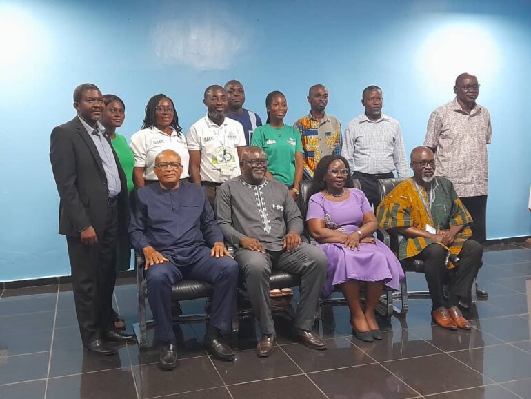 Global agrifood systems face critical challenge of fulfilling food security