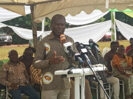 Mr Aidoo, women cocoa farmers