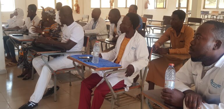 Poultry farmers urged to vaccinate fowls in order not to endanger lives of consumers