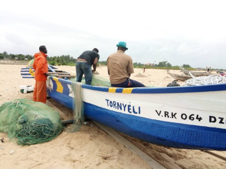 Keta Fishermen appeal to government to enforce ban on light fishing