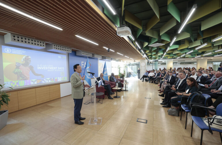 Director-General QU Dongyu addresses FAO Investment Days 2025 meeting. ©FAO/Giulio Napolitano