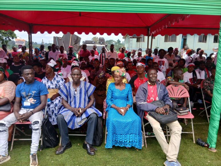 Mahama promises boost in cocoa prices