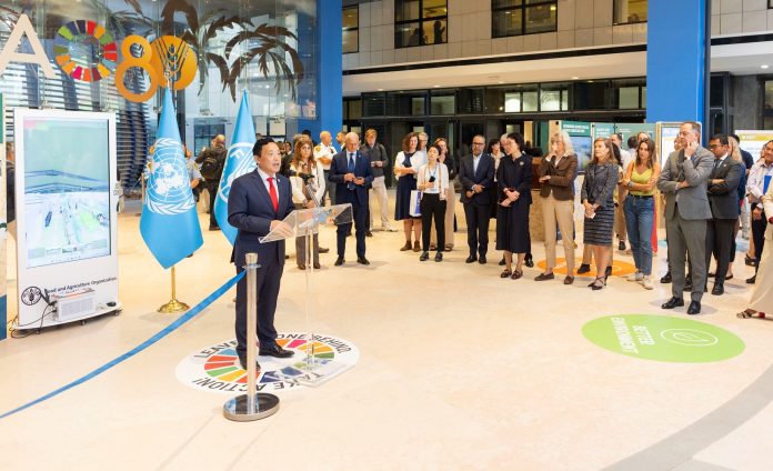 FAO Director-General QU Dongyu delivers an address at the opening of the International Day of Awareness of Food Loss and Waste Exhibition at FAO Headquarters. ©FAO/Christian Mantuano FAO Director-General QU Dongyu delivers an address at the opening of the International Day of Awareness of Food Loss and Waste Exhibition at FAO Headquarters. ©FAO/Christian Mantuano