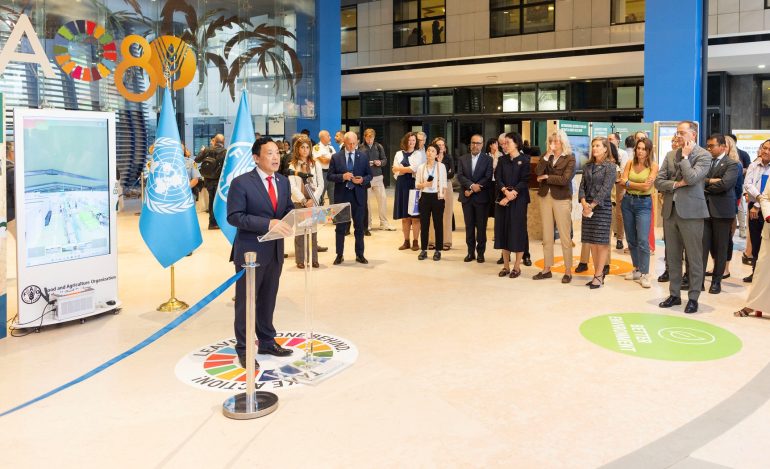 FAO Director-General QU Dongyu delivers an address at the opening of the International Day of Awareness of Food Loss and Waste Exhibition at FAO Headquarters. ©FAO/Christian Mantuano