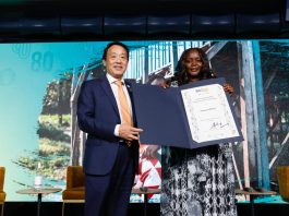 FAO Director-General designates chef Fatmata Binta as FAO regional Goodwill Ambassador for Africa. ©FAO/Giuseppe Carotenuto