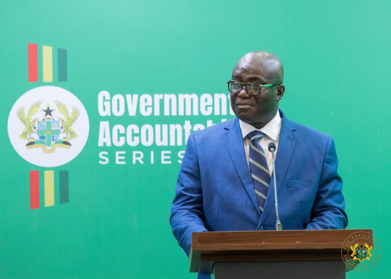 Government to recruit 400 extension agents under Feed Ghana Programme