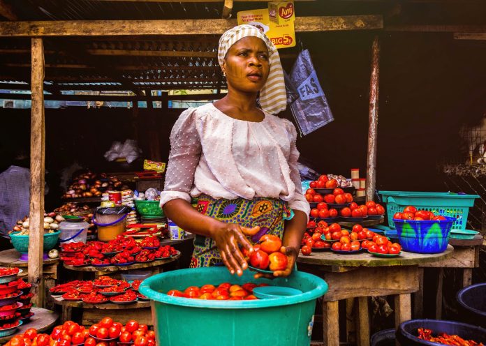 Social Tomato Price