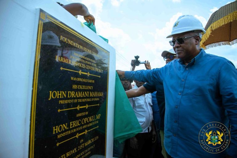 Mahama breaks ground for maiden Farmer Services Centre in Afram Plains