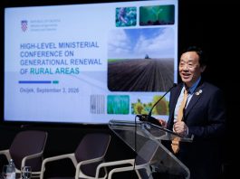 FAO Director-General QU Dongyu delivers his remarks at the High-Level Ministerial Conference on Generational Renewal in Rural Areas. ©FAO/Giuseppe Carotenuto