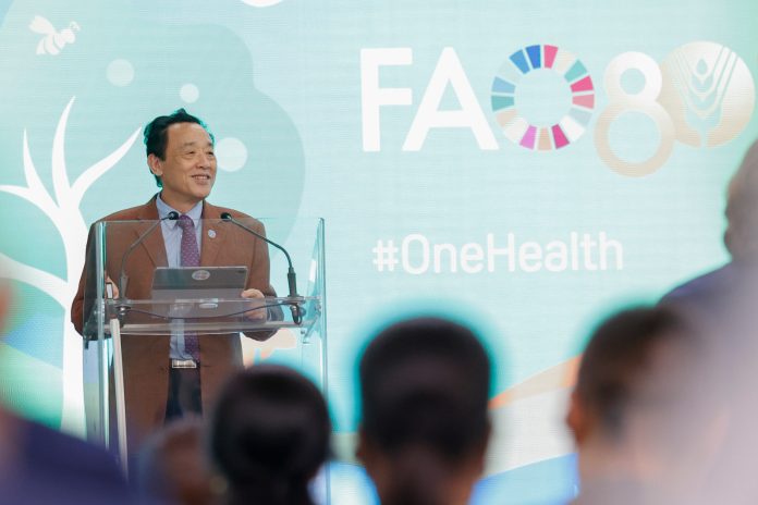 FAO Director-General QU Dongyu delivering his opening statement. FAO Headquarters (Plenary Hall) ©FAO/Giulio Napolitano