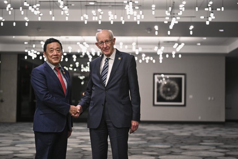 FAO Director-General QU Dongyu with 2026 World Food Prize Laureate Huub Lelieveld ©FAO/Roberto Schmidt